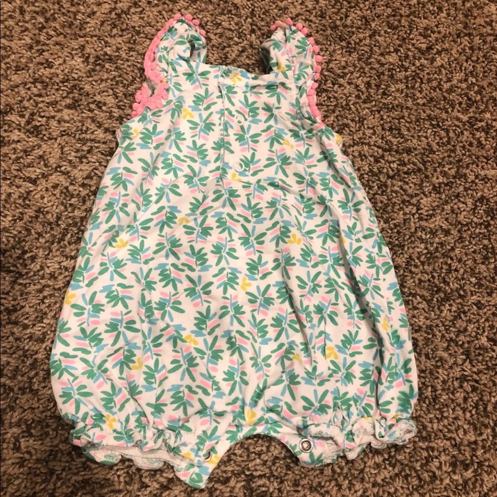 4 Carters Rompers - Picture 4 of 8
